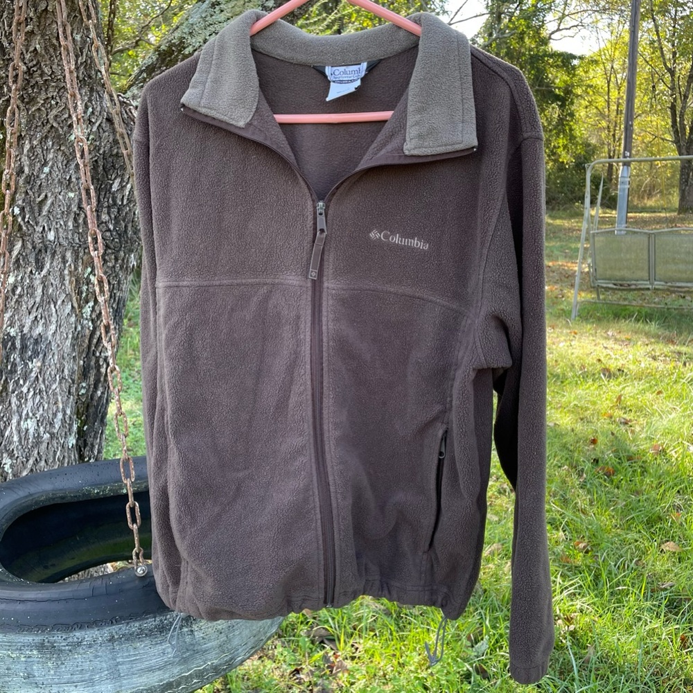 Adult L brown Columbia jacket